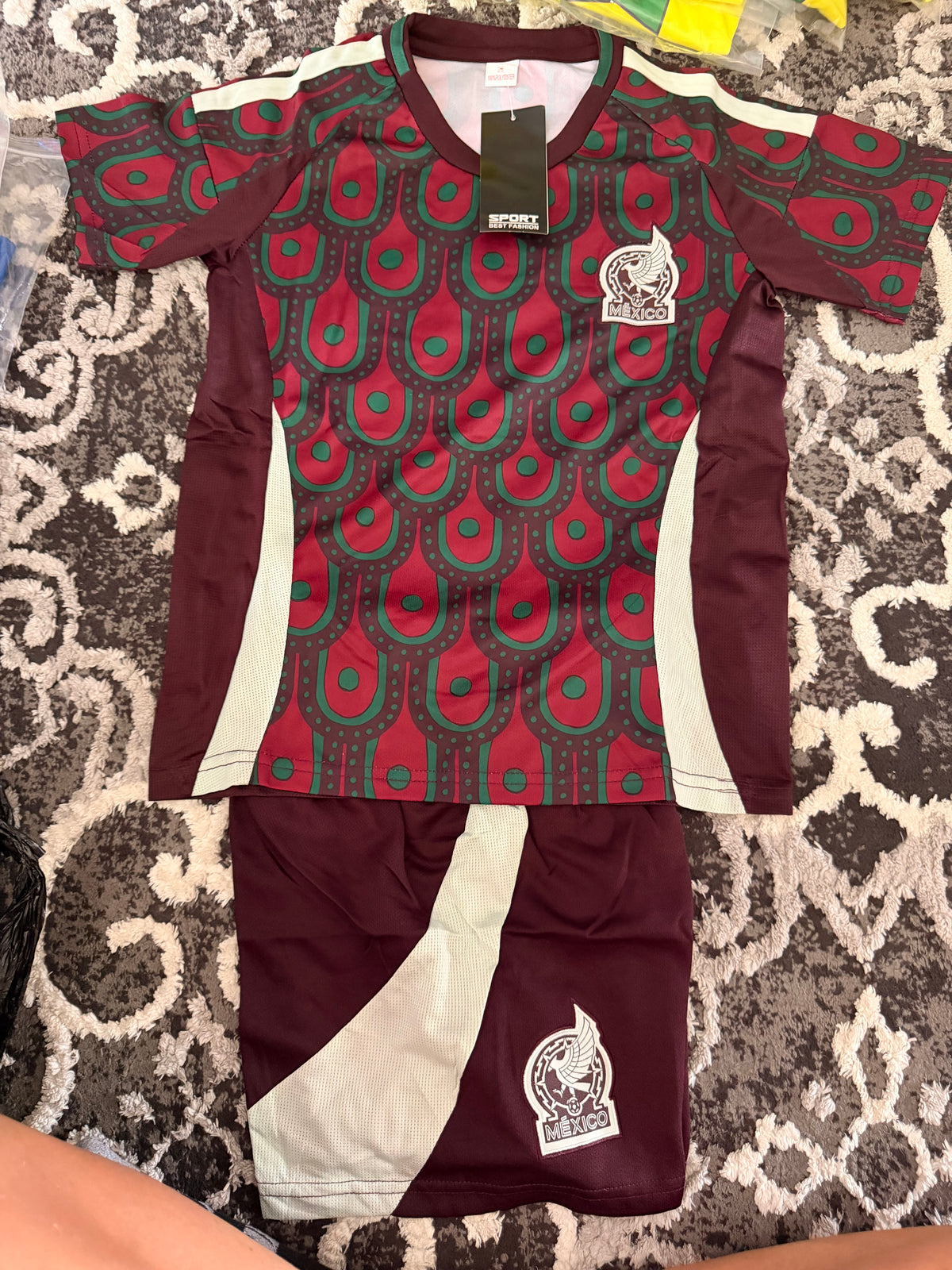🇲🇽 Mexico Soccer Kids Fan Kit – Pre-Match Edition
