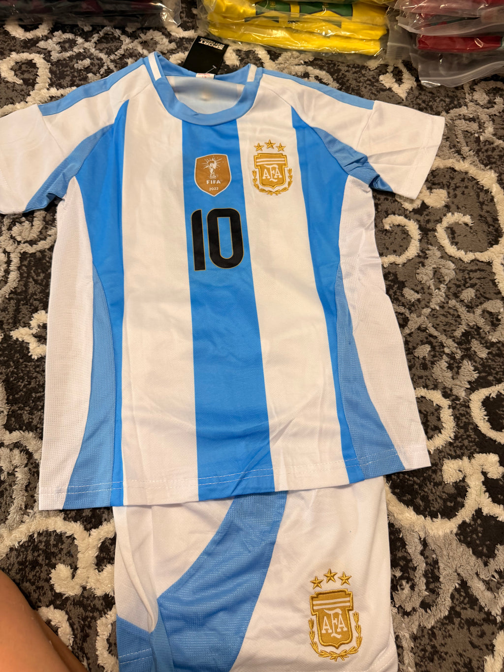 Kids Lionel Messi Argentina Football Fan Kit – Returning World Cup Champions Edition