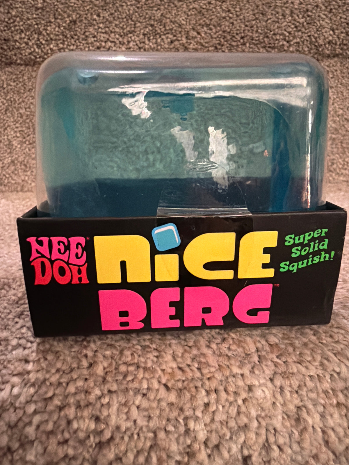 🧊 NeeDoh Nice Berg – The Colossal Ice Cube Sensory Squish