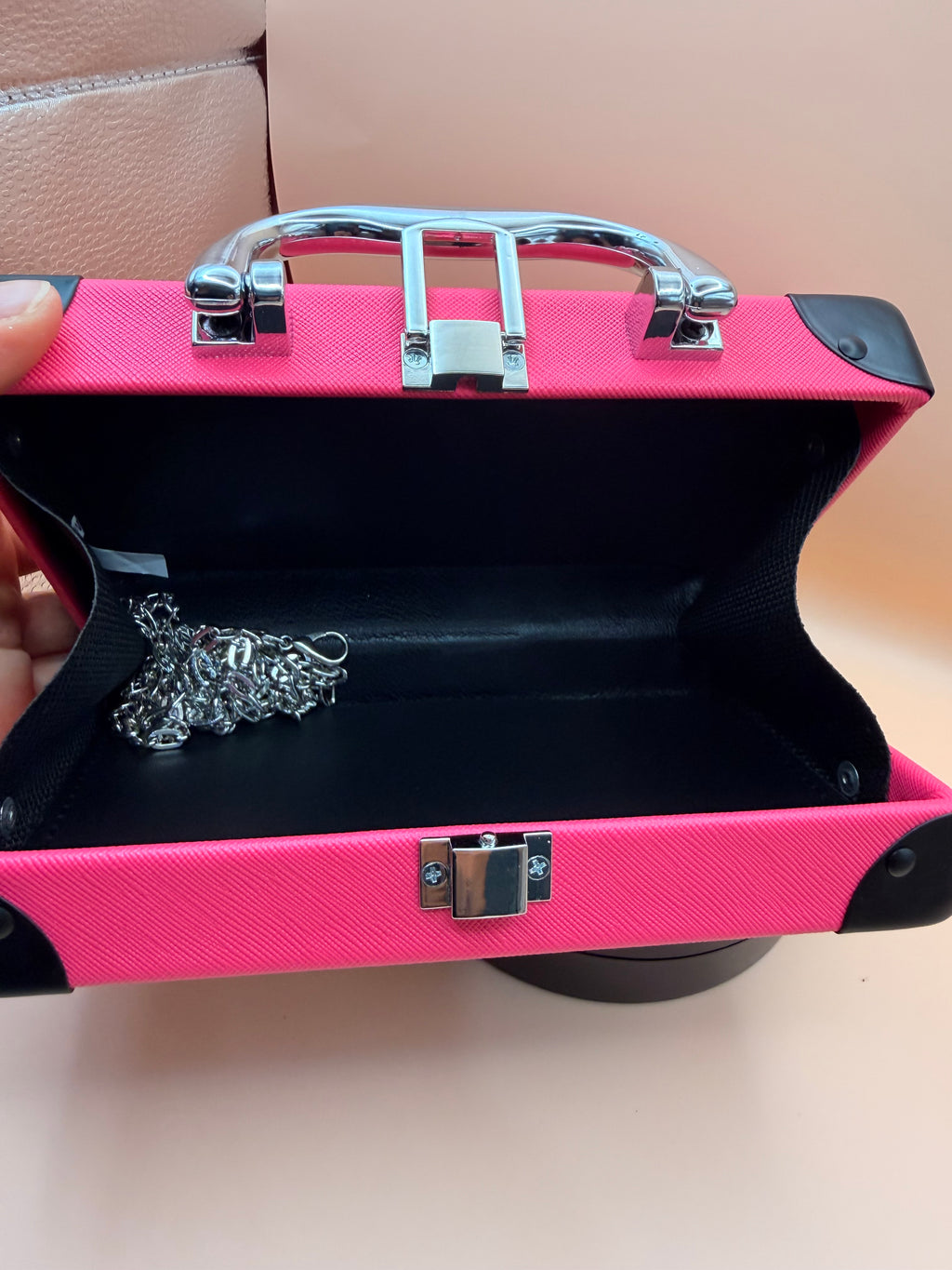 Retro Boombox Radio Handbag